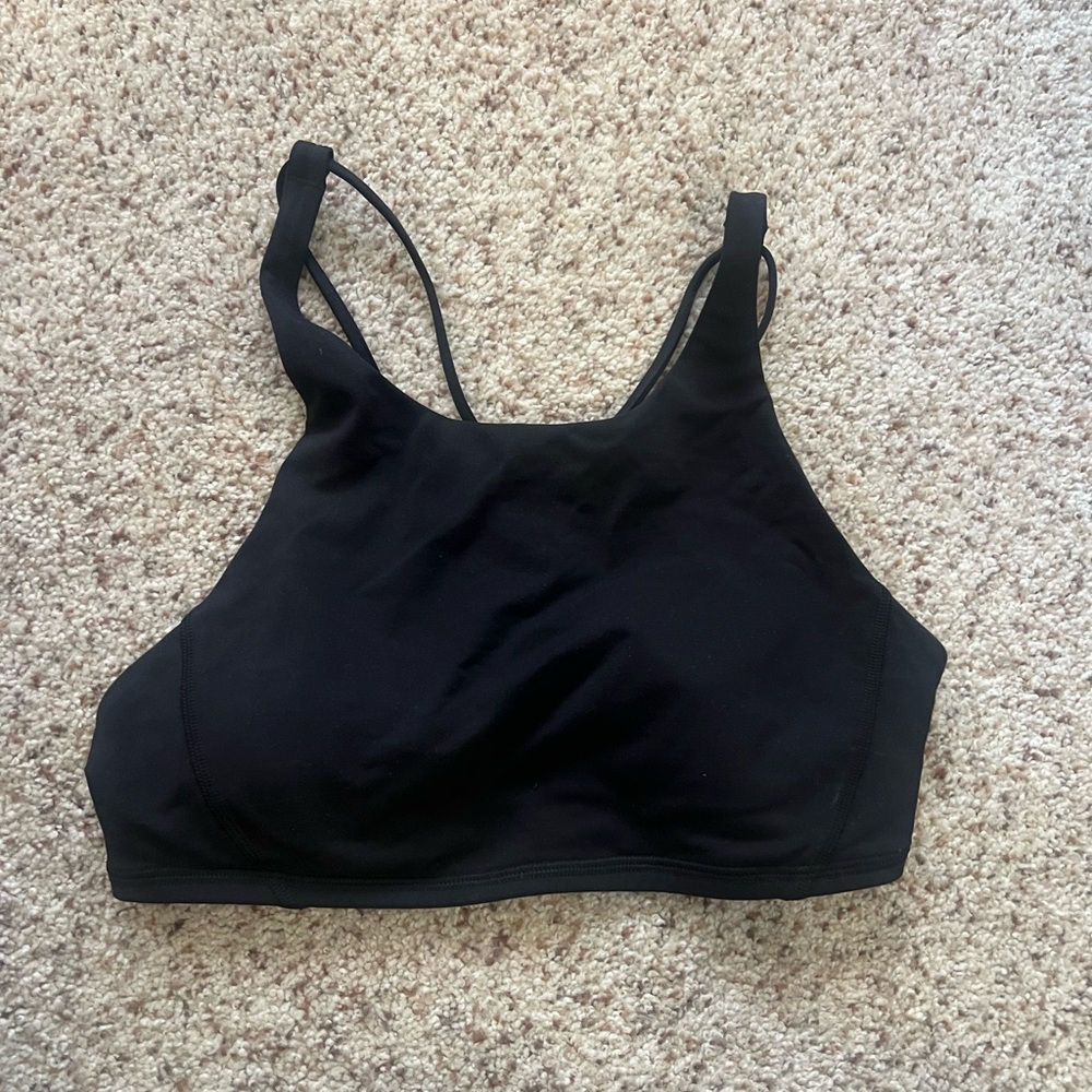 Lululemon size 6 black sports bra